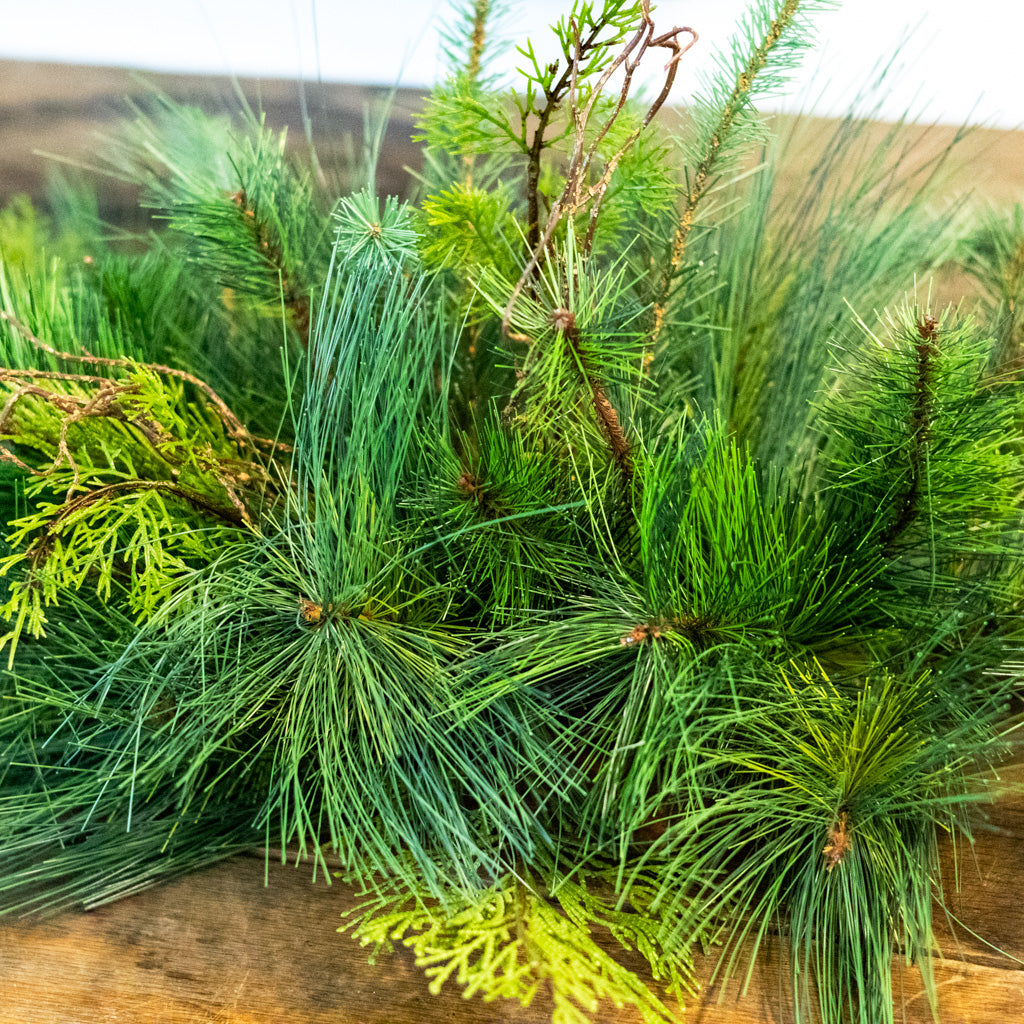 Oregon Pine Centerpiece