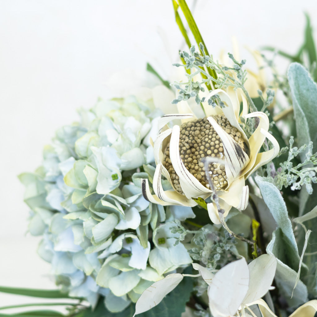 Salty Air Large Bouquet Drop In