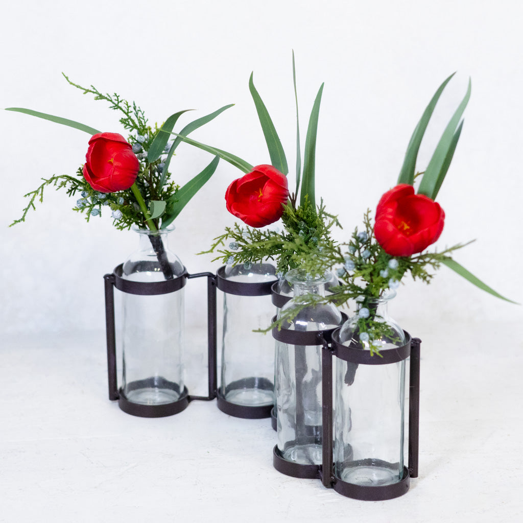 Red Tulip Holiday Mini Bouquet Drop In