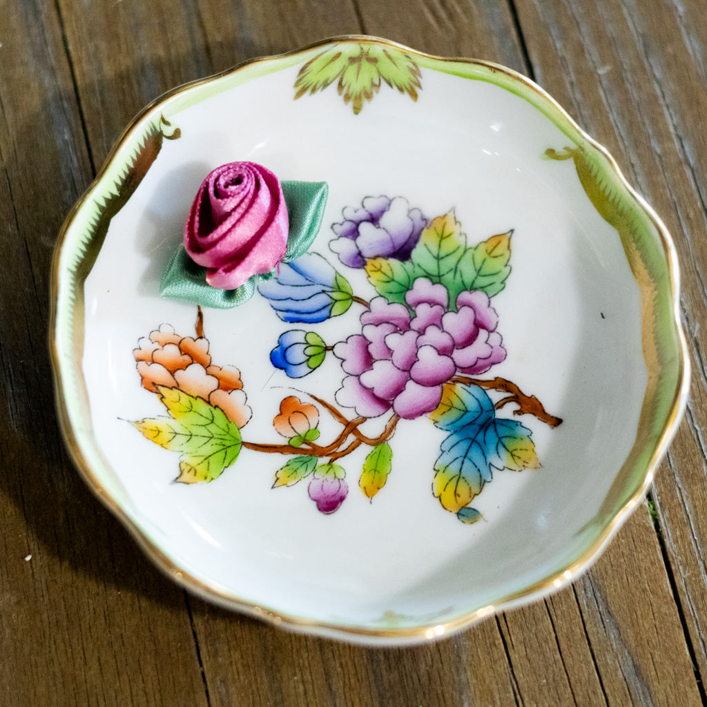 Petite Vintage Porcelain Herend Queen Victoria Pattern Bowli