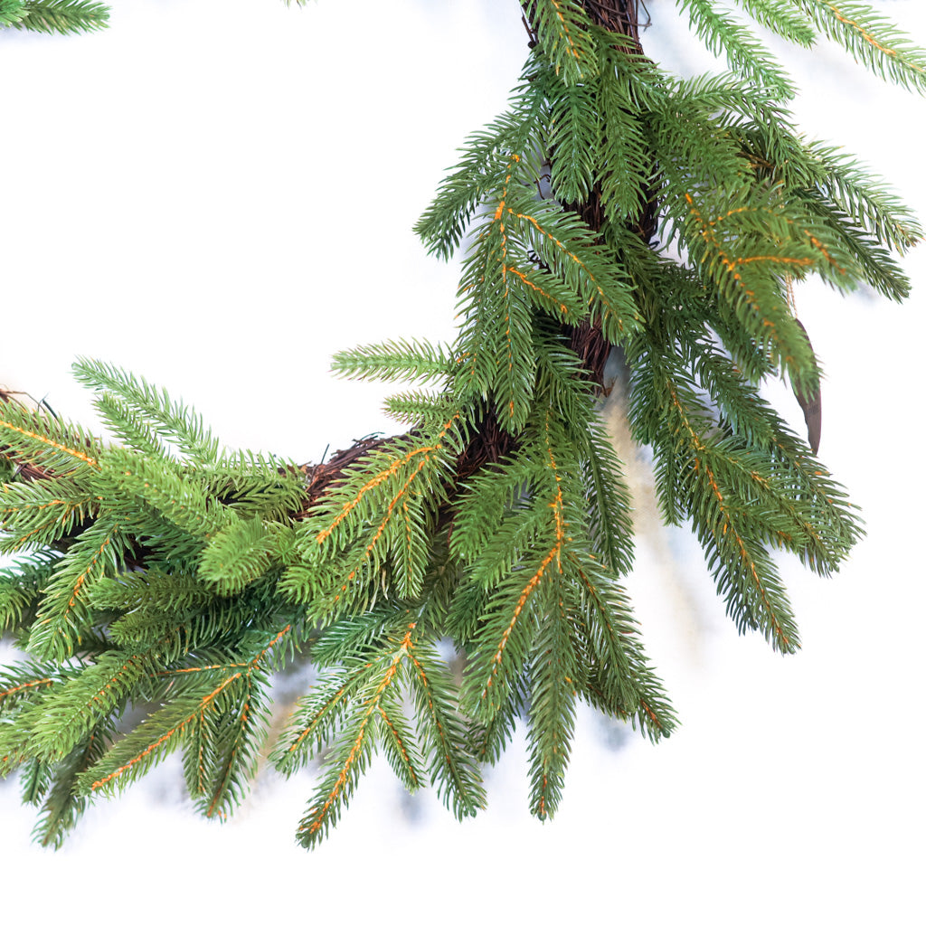 20"D Fraser Fir Wreath