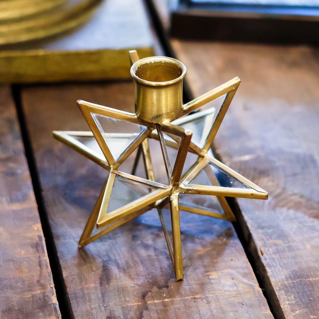 Short 3-Dimensional Gold Metal and Glass Star Taper Candleholder