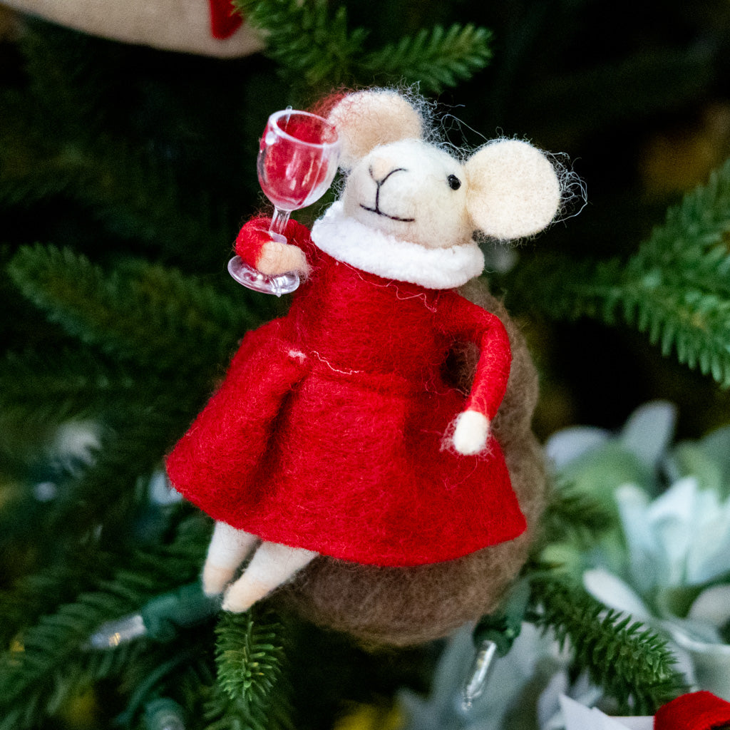 Felt Mrs. Claus Mouse Sitting on Chair
