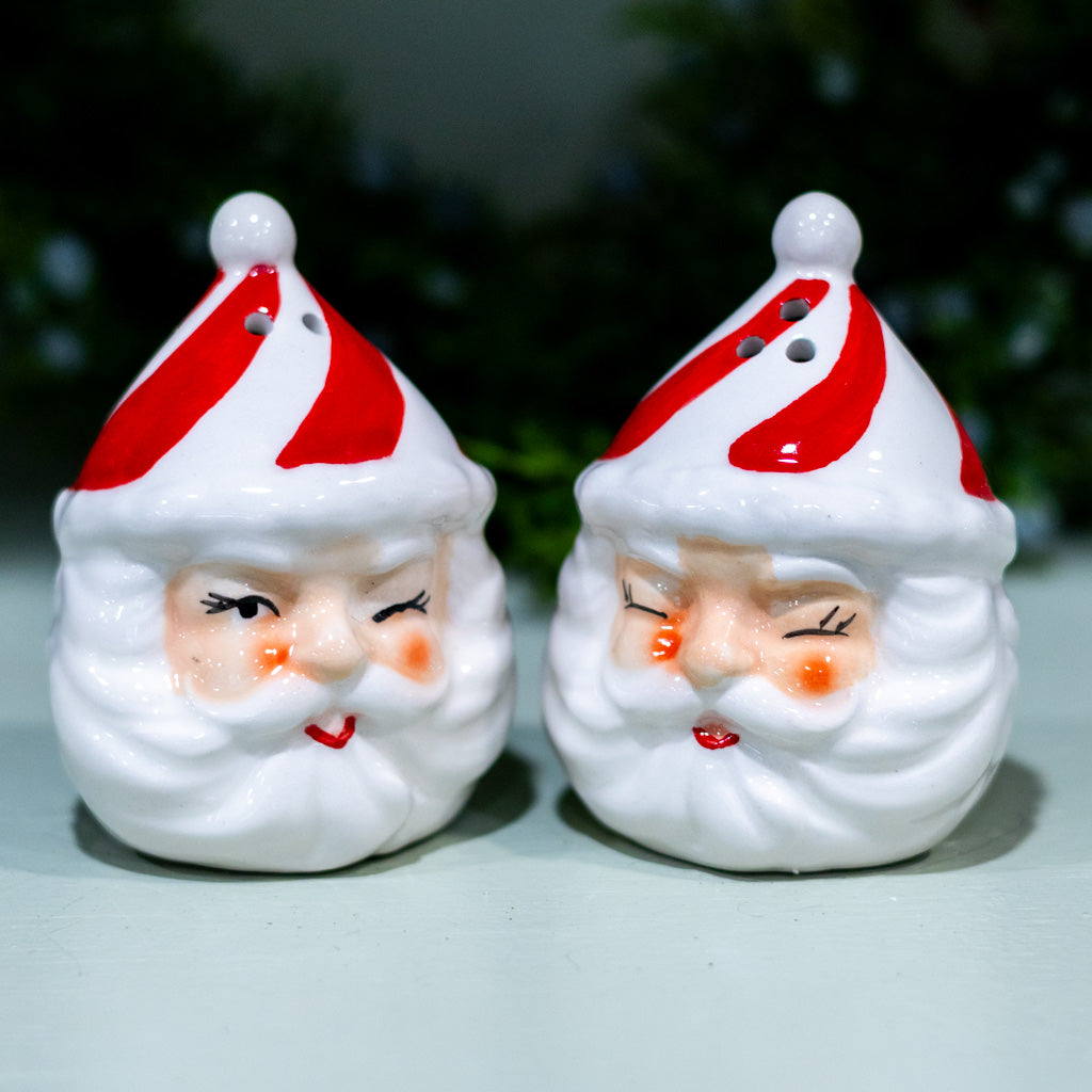 Set of Two Ceramic Santa Salt and Pepper Set