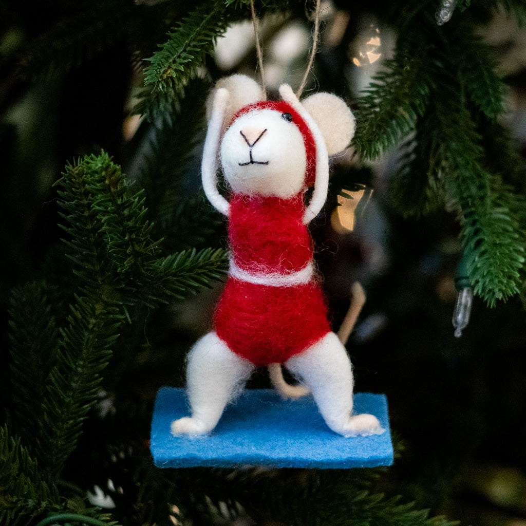 Felt Yoga Mouse on Red Blue Mat Ornament
