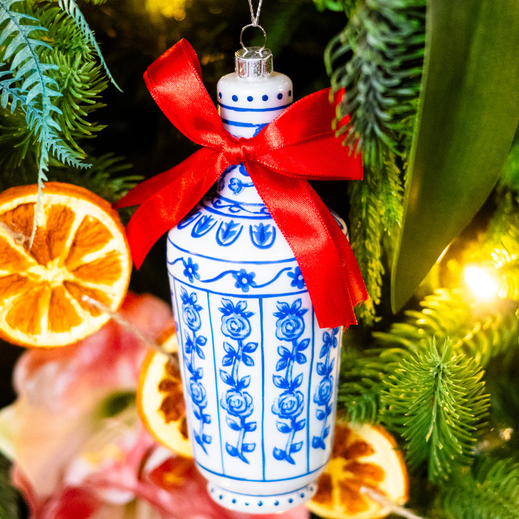 Glass Chinoiserie Vase Ornament Medium