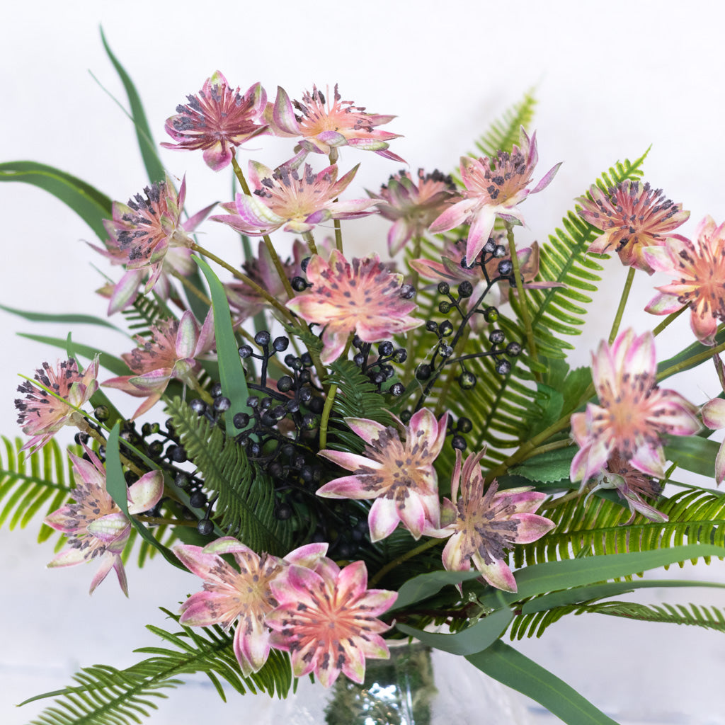 Armeria Bouquet Drop In