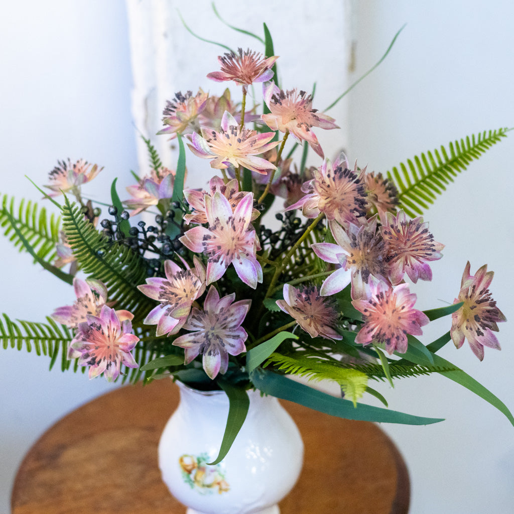 Armeria Bouquet Drop In