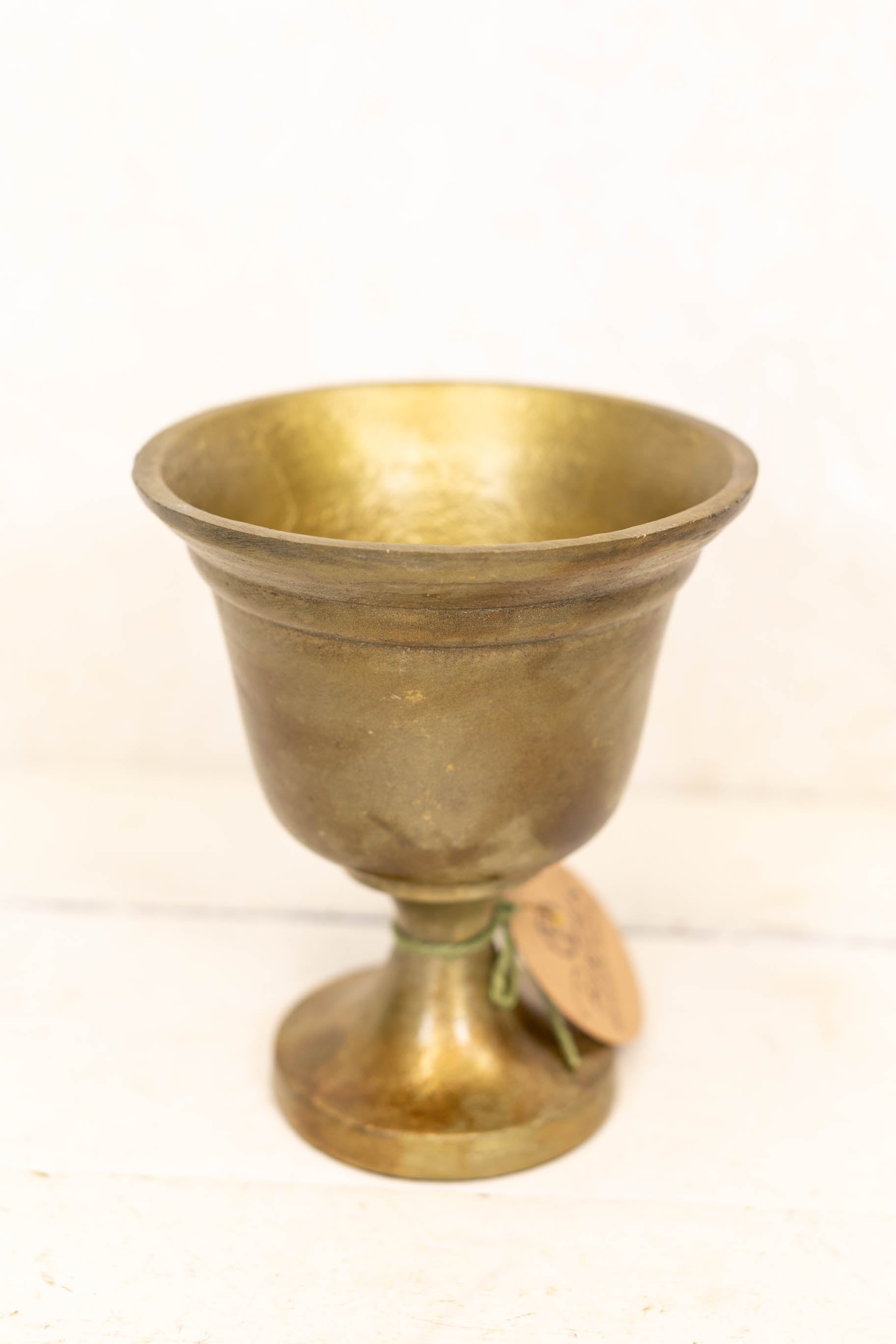 Short Hullen Urn