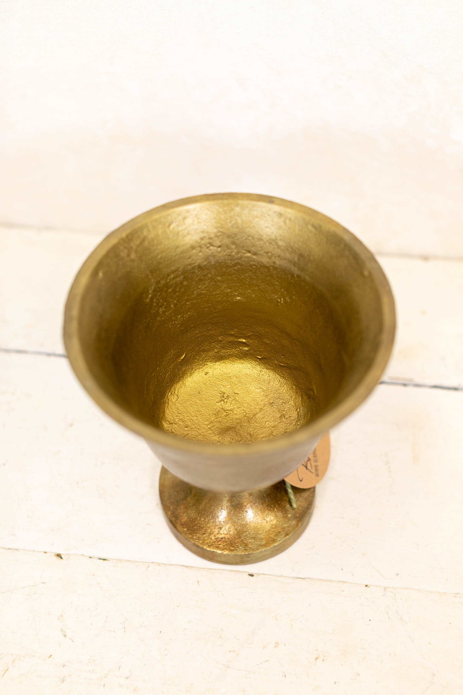 Short Hullen Urn