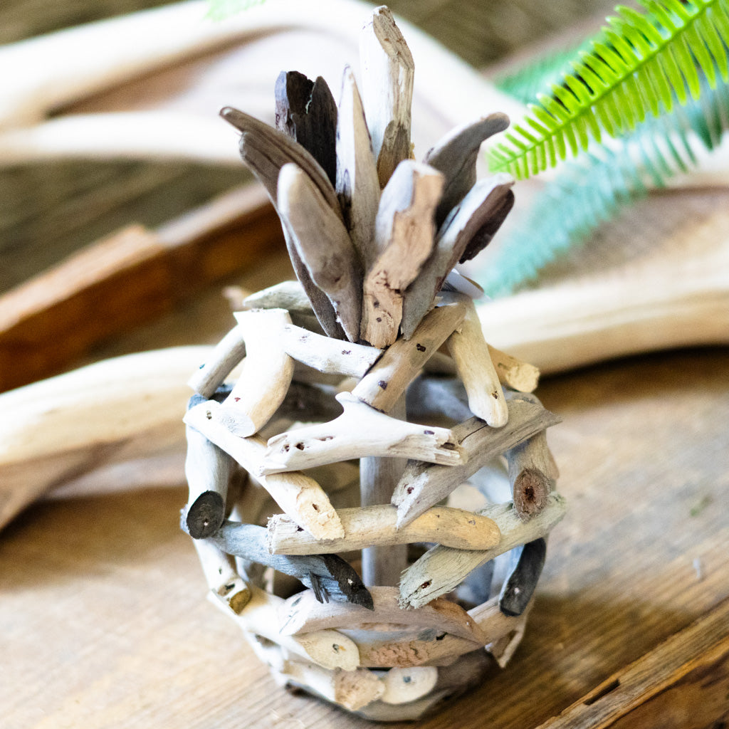 Driftwood Pineapple
