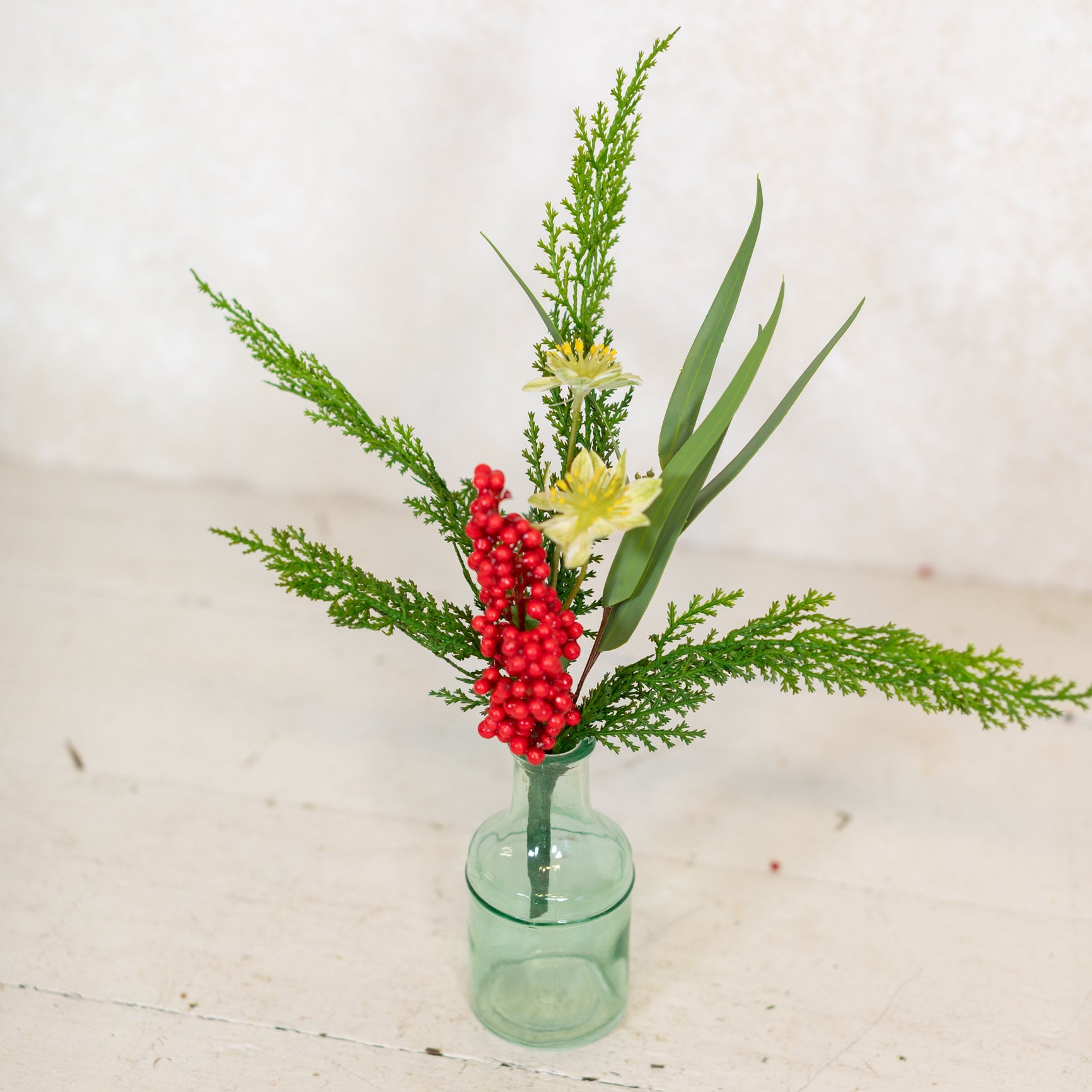 Holiday Armeria Mini Bouquet