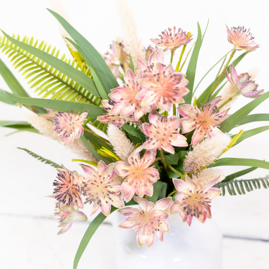 Armeria Bouquet Drop In