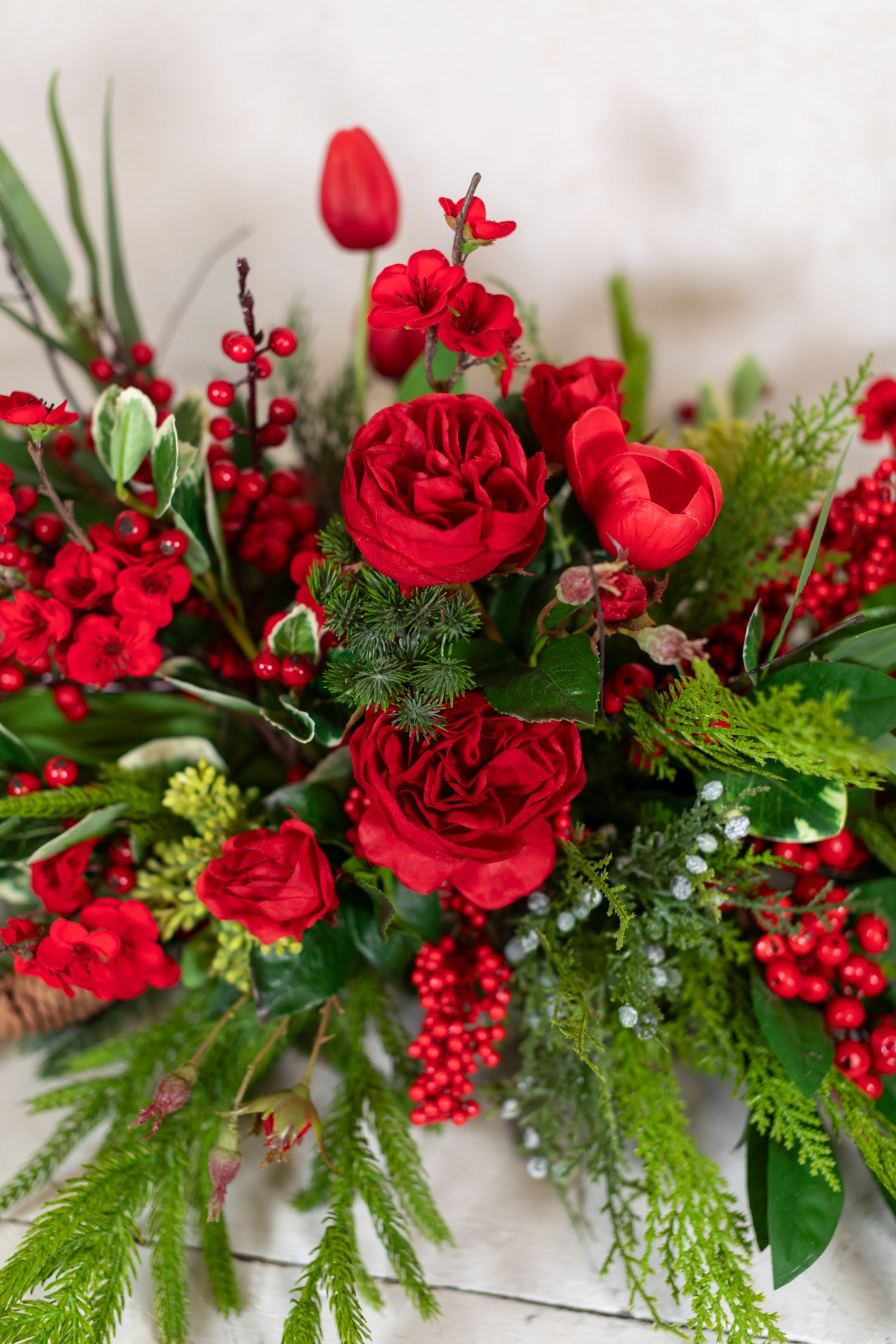 Holiday Hostess with the Mostess Centerpiece