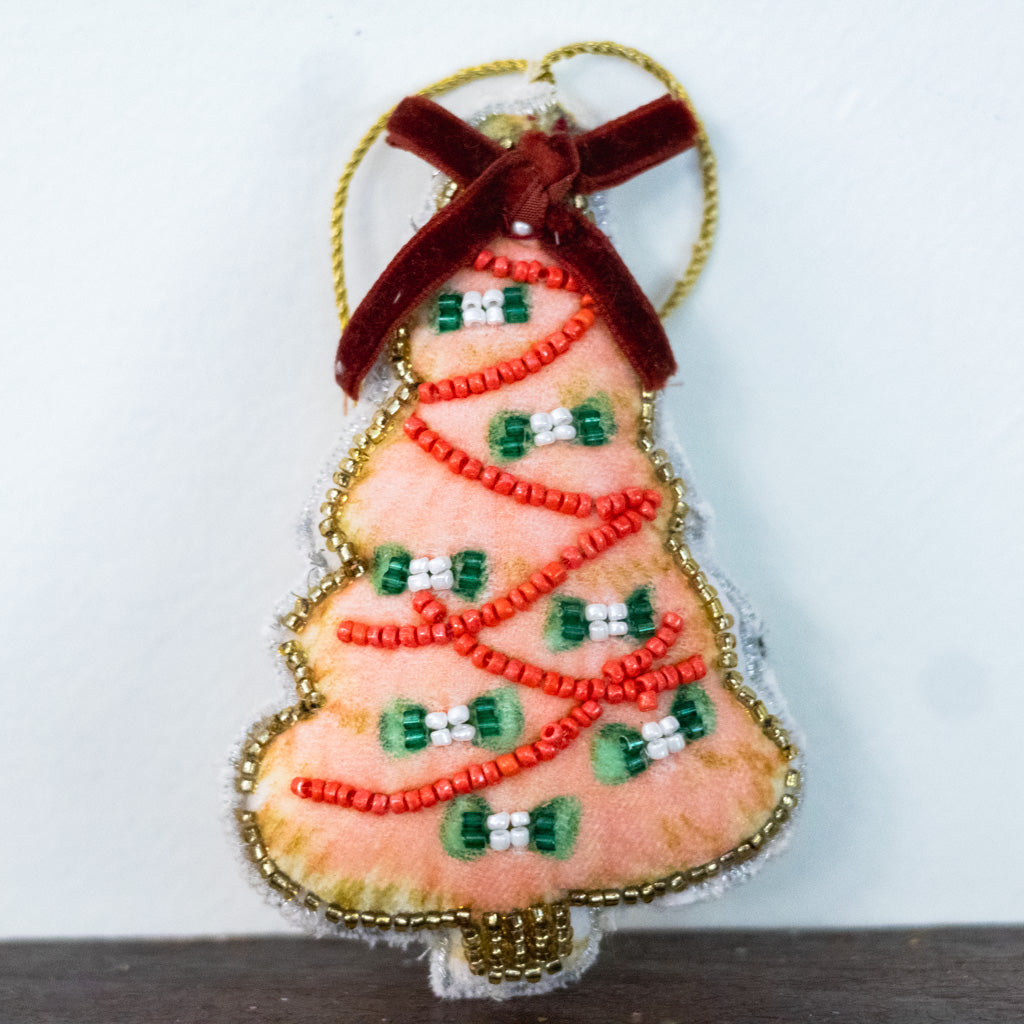 Beaded Fabric Christmas Tree Pink with Garland