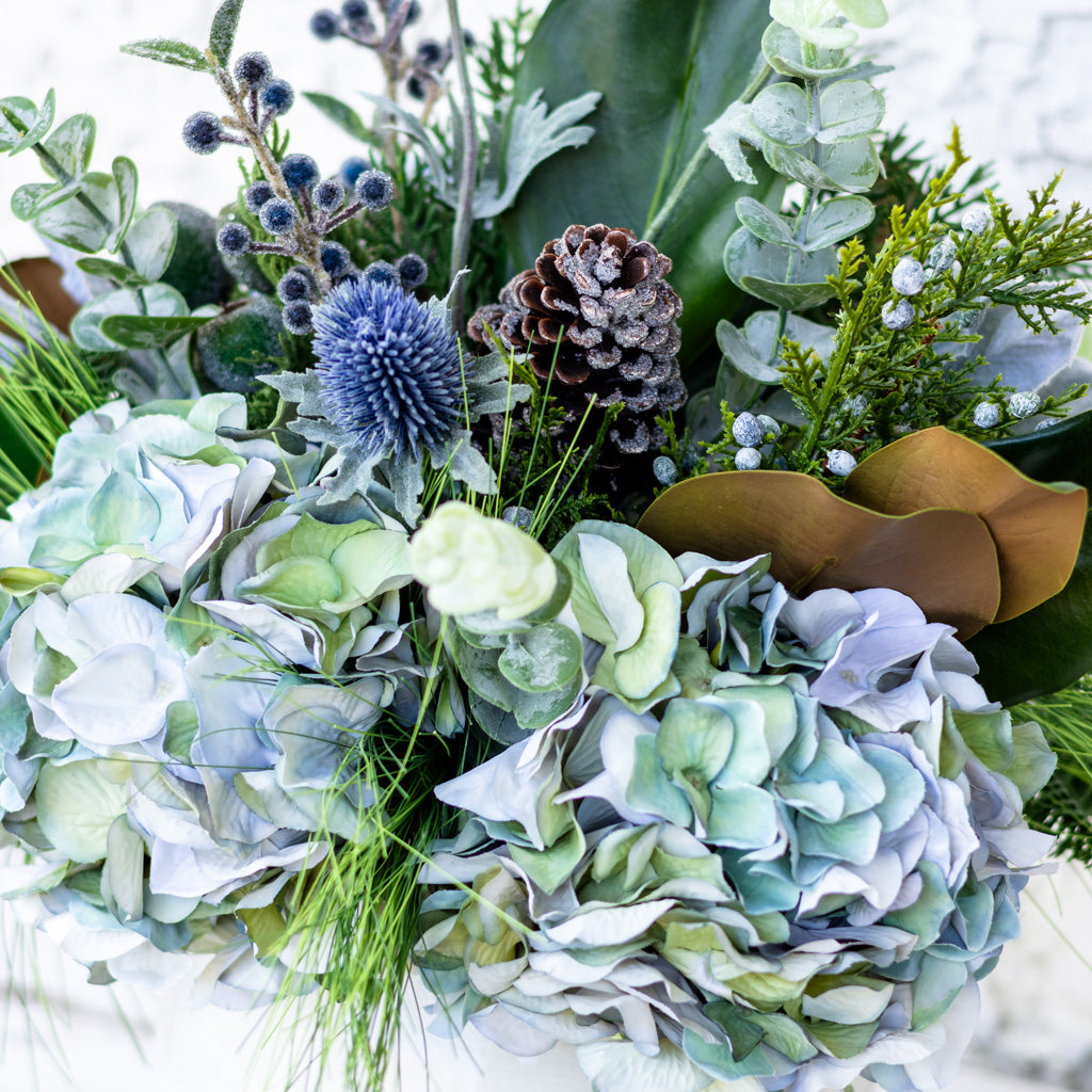 Sugared Spruce Bouquet Grand
