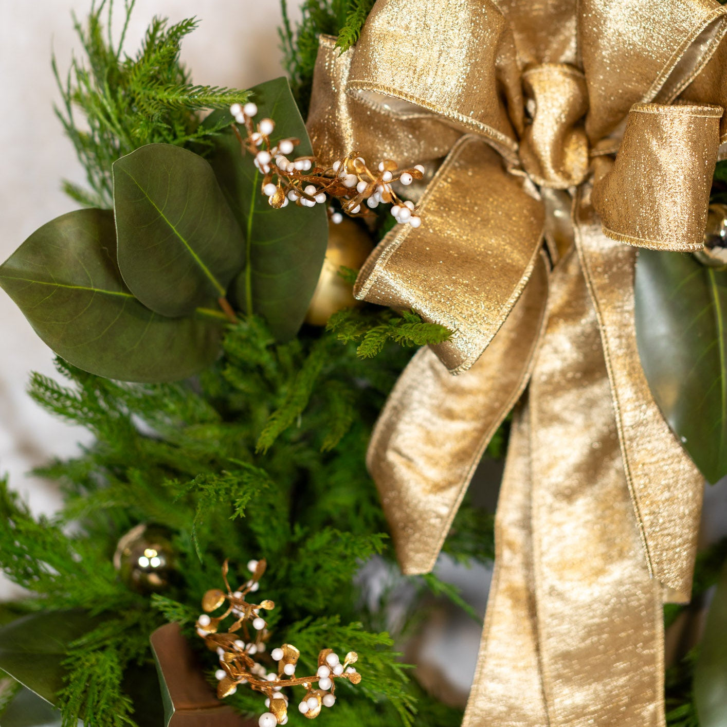 Golden Memories Wreath