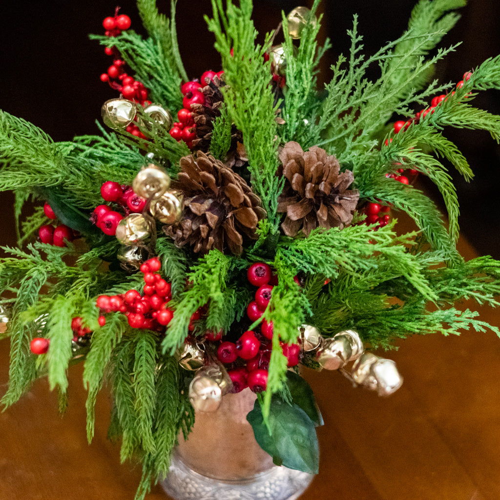 North Pole Bouquet Drop In
