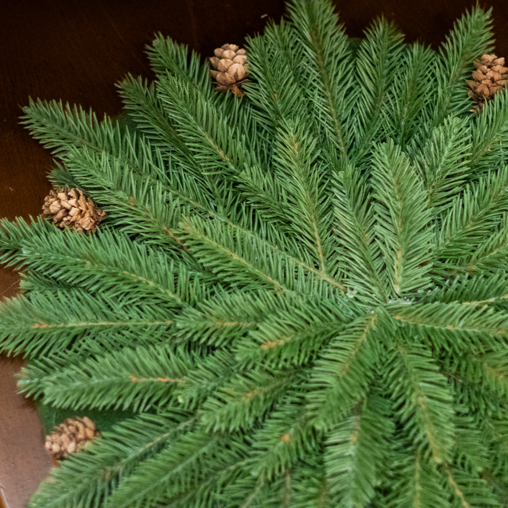 Green Pine Cone Placemat Round