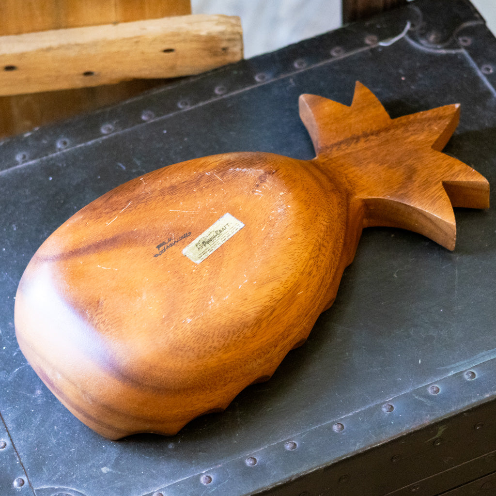 Monkey Pod Pineapple