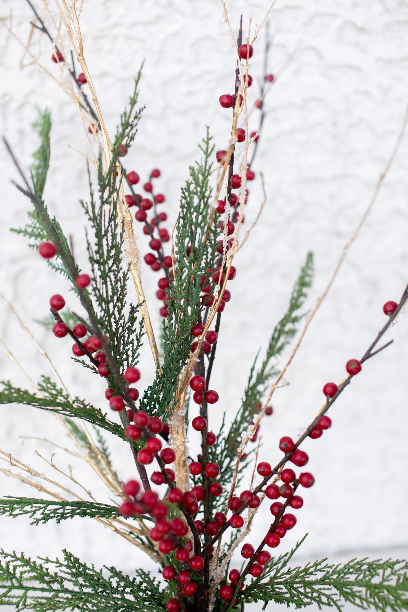 Winter Berry Narrow Vase Drop-In