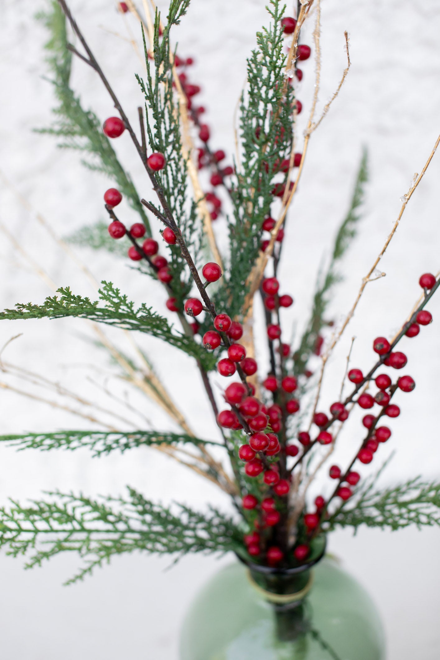 Winter Berry Narrow Vase Drop-In