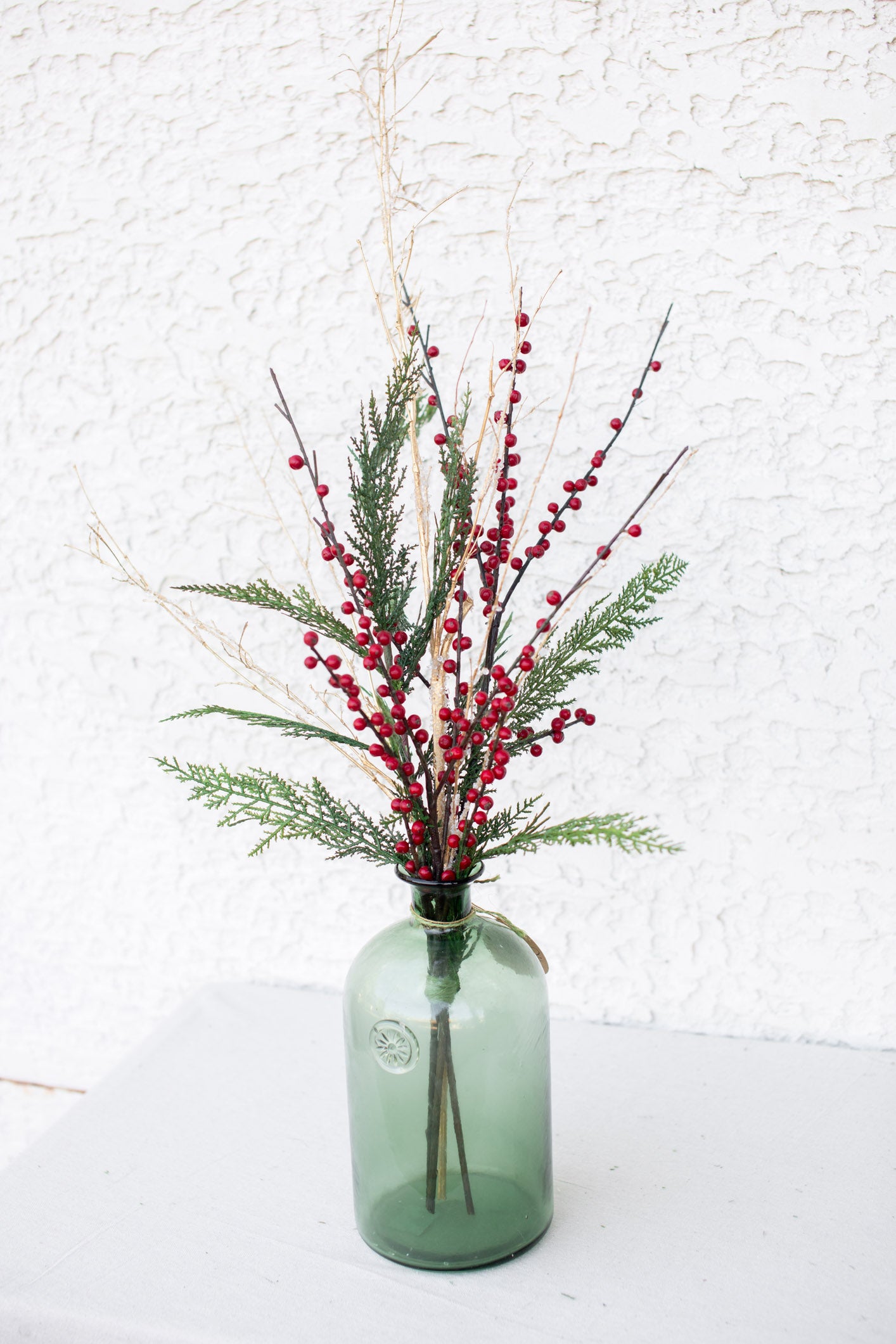 Winter Berry Narrow Vase Drop-In