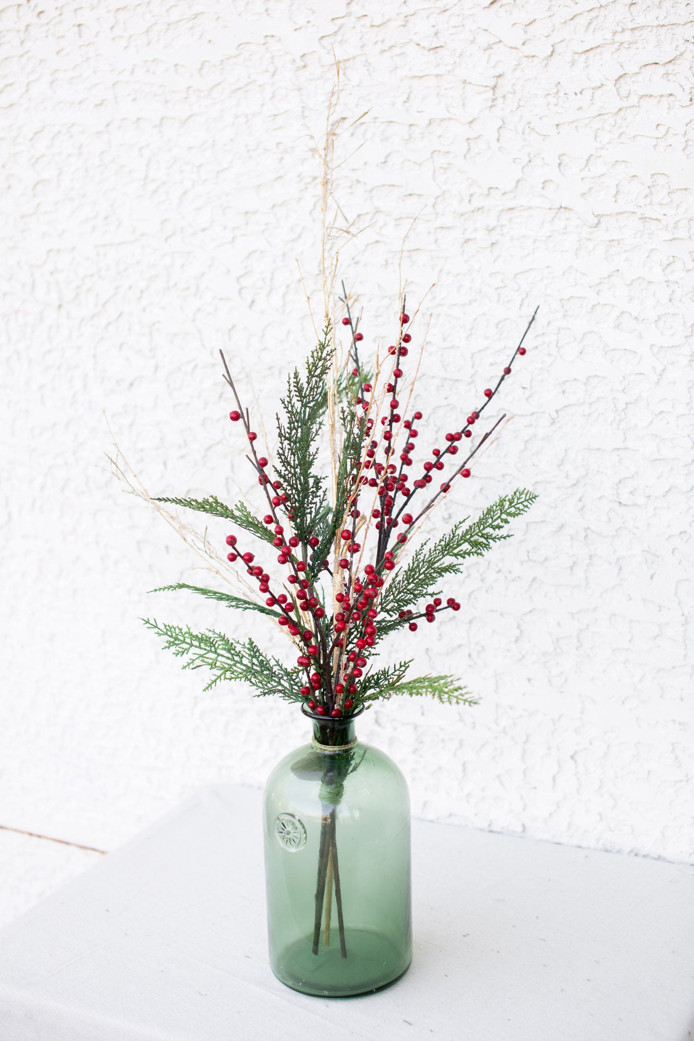 Winter Berry Narrow Vase Drop-In
