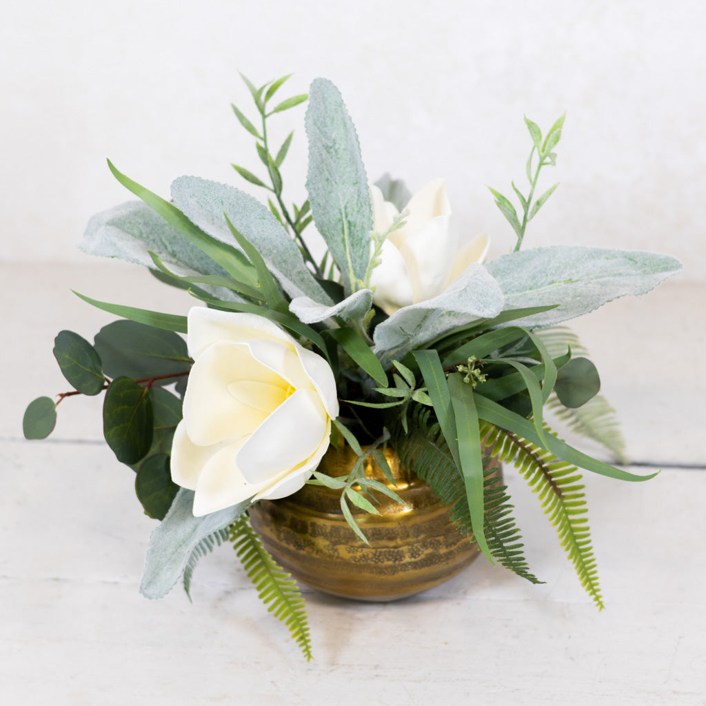 Saucer Magnolia Petite Bouquet