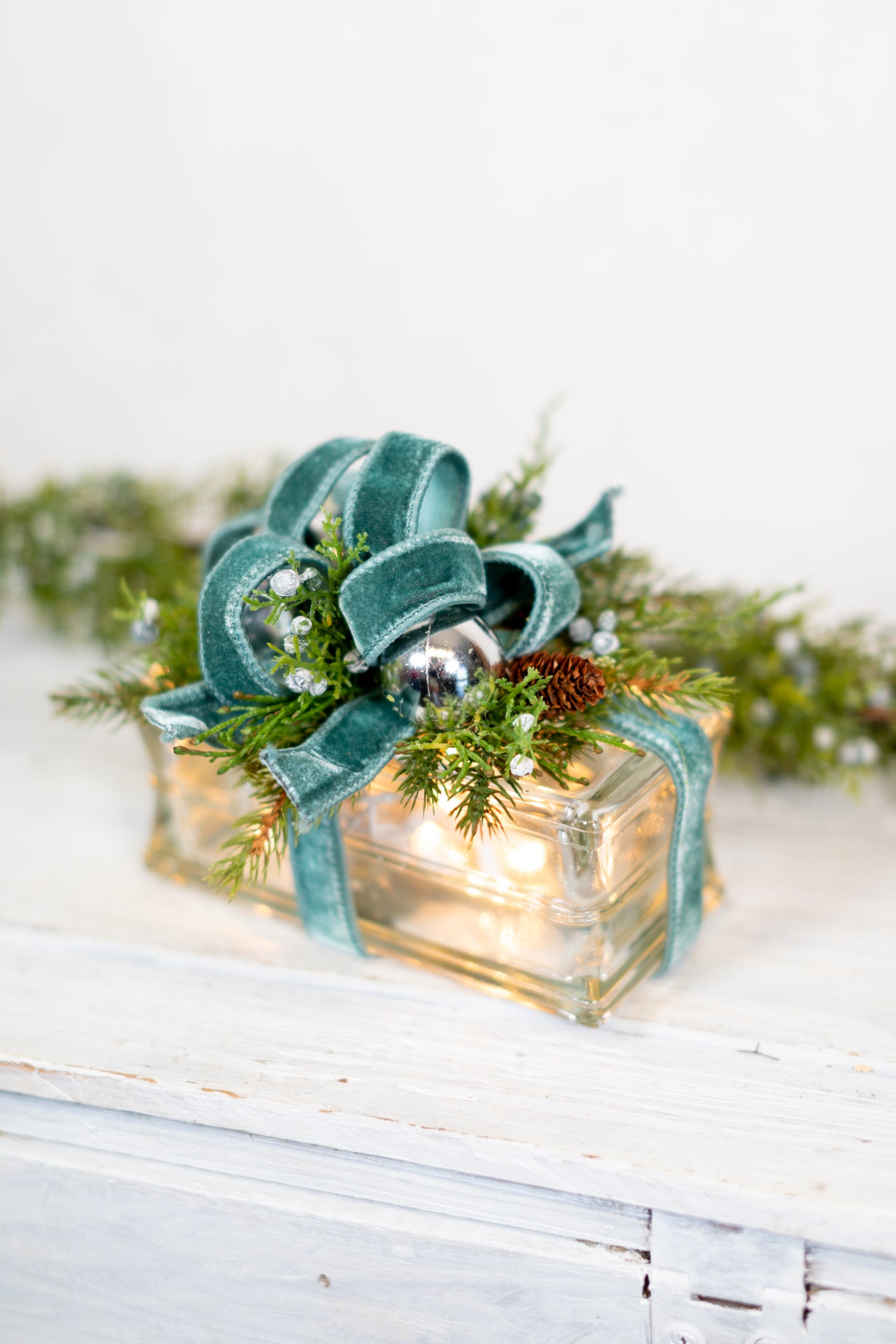 Battery Operated Simply Blue Horizontal Light Block