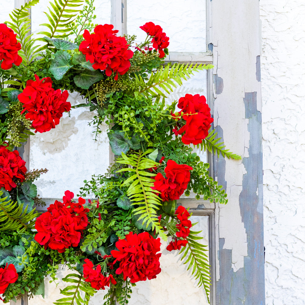 Grand Geranium Wreath