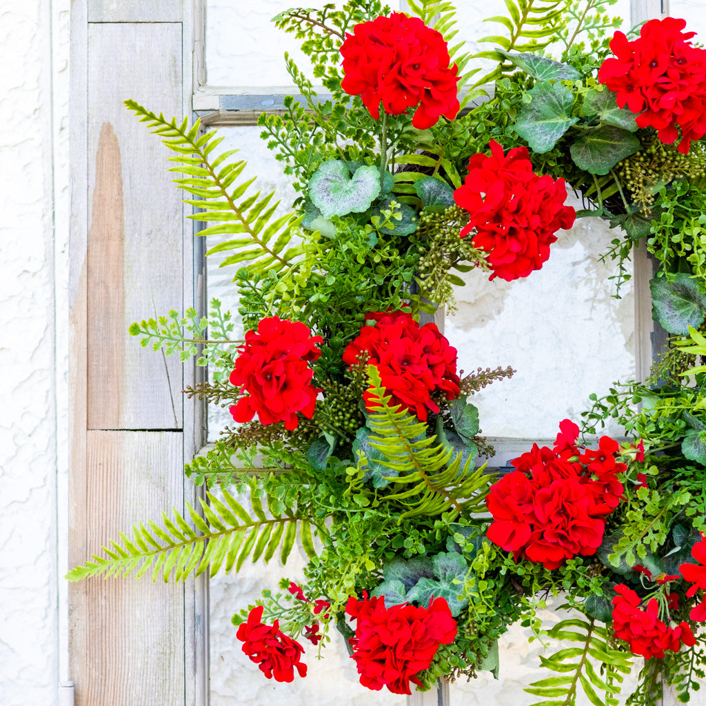 Grand Geranium Wreath