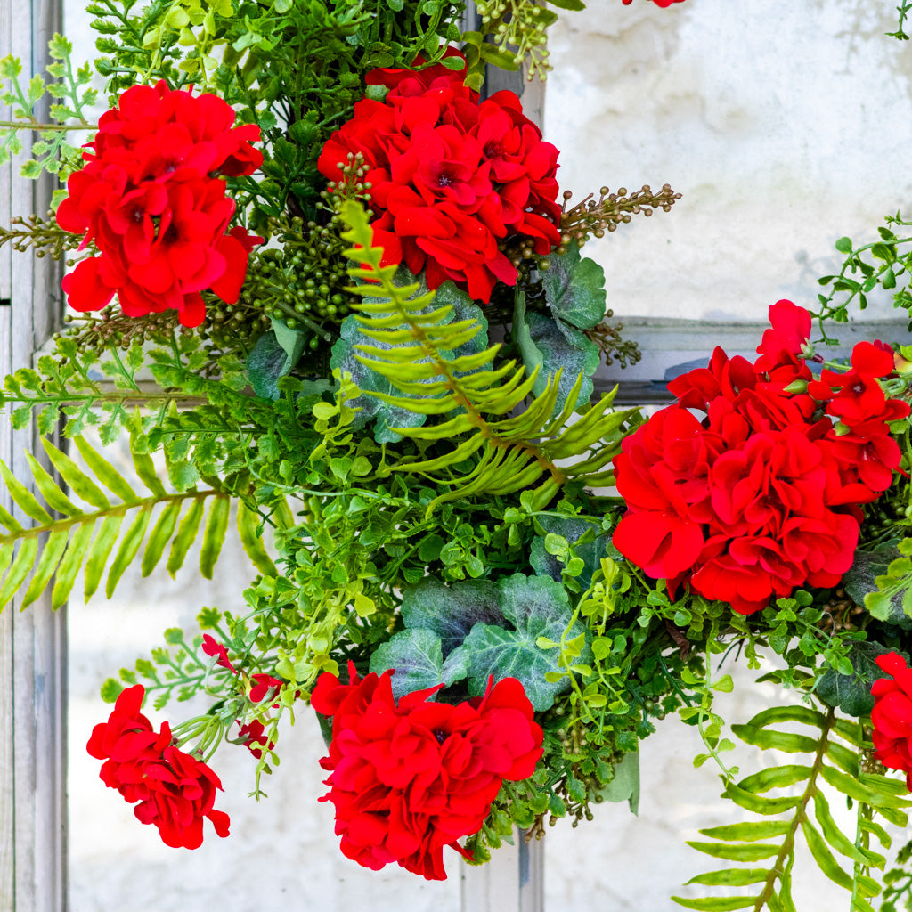 Grand Geranium Wreath