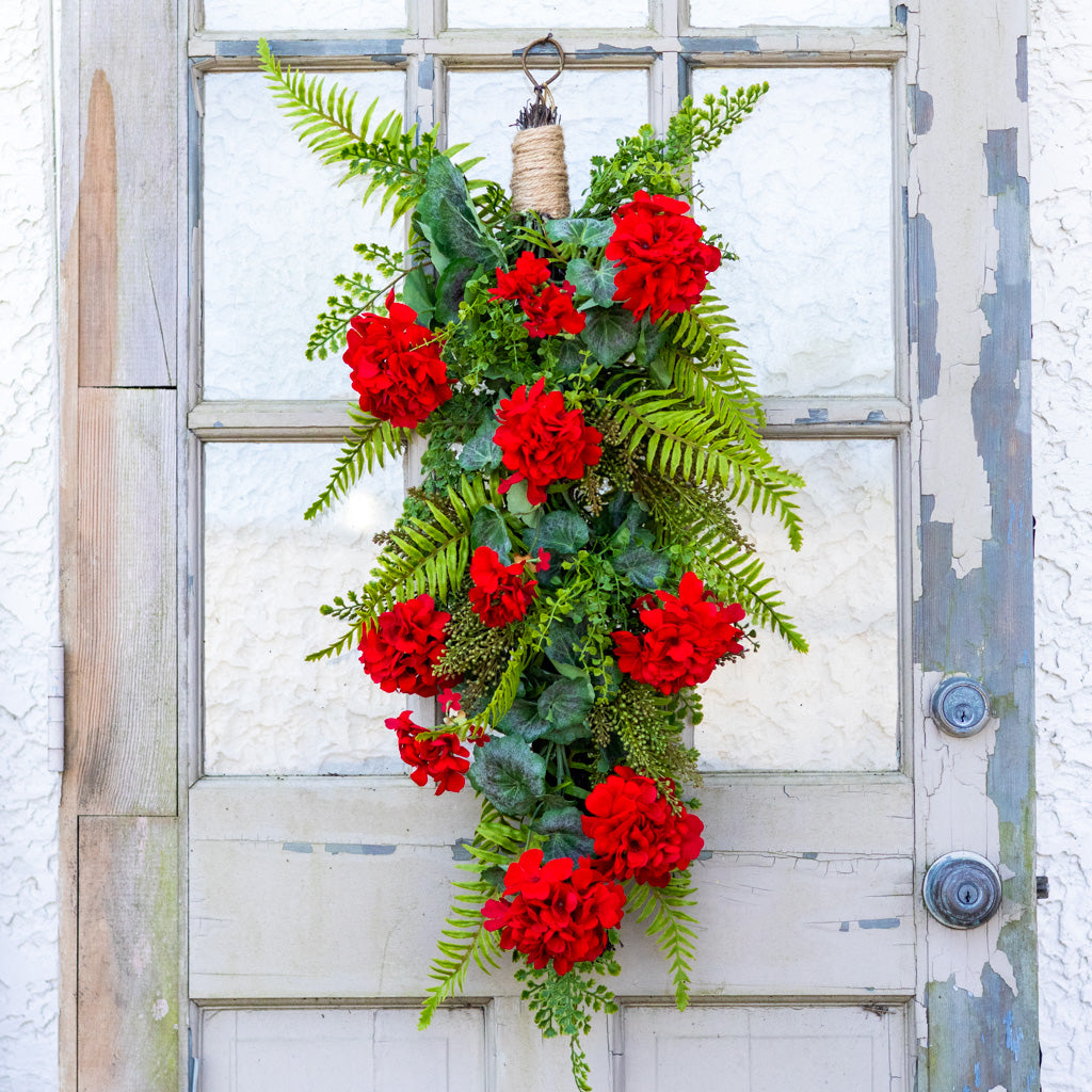 Grand Geranium Down drop