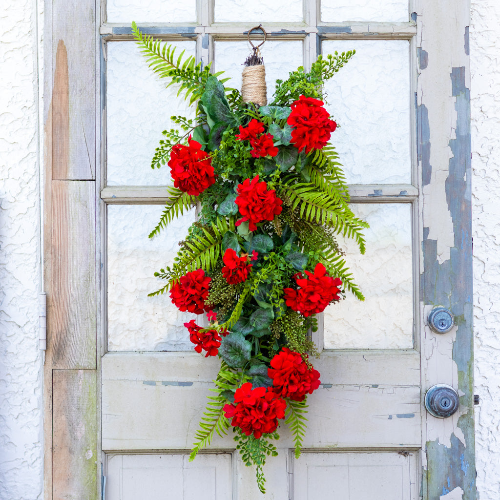 Grand Geranium Down drop