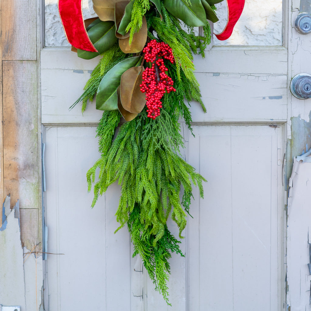 Pepper Hall Christmas Down Drop