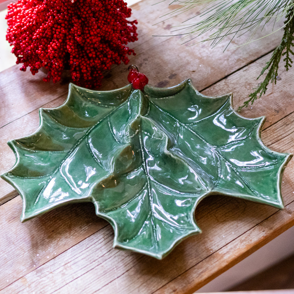 Holly Green Leaf Plate