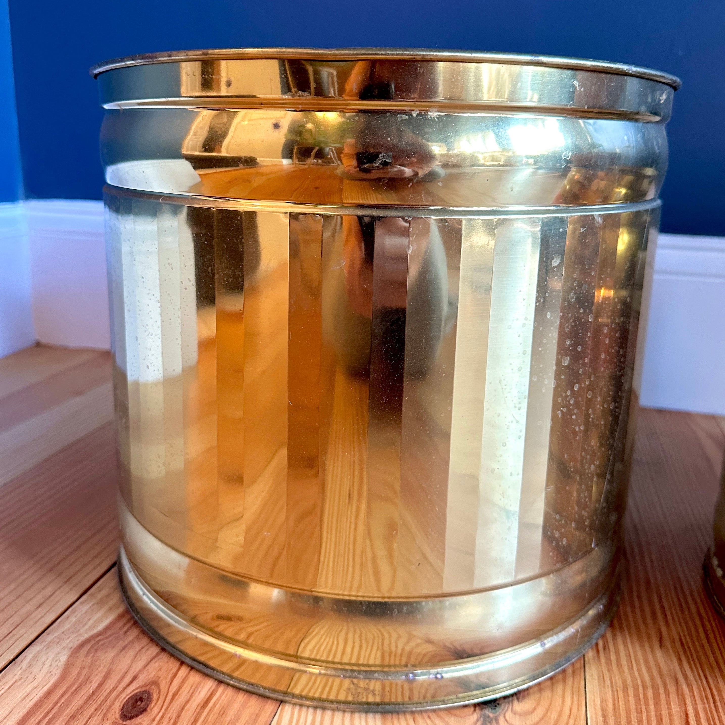 MCM Pair of Copper Pots/Planters