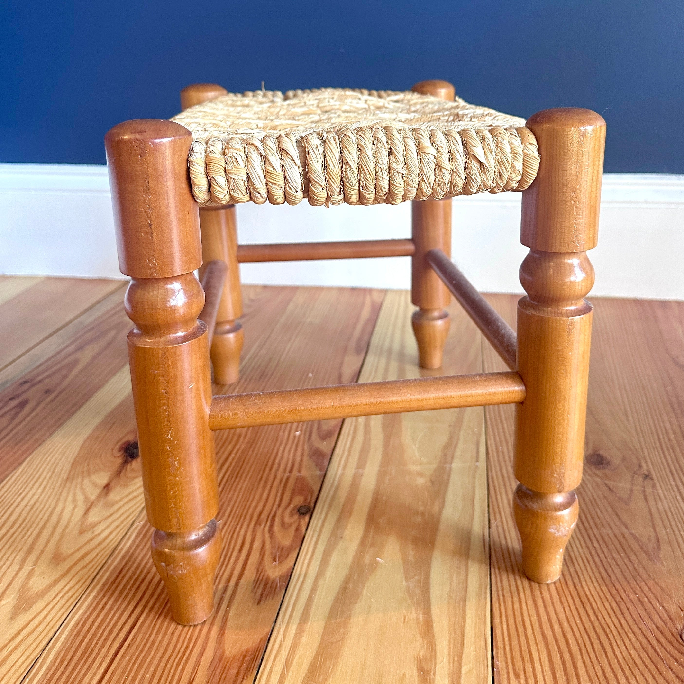 Vintage Thatch Stool/Plant Stand