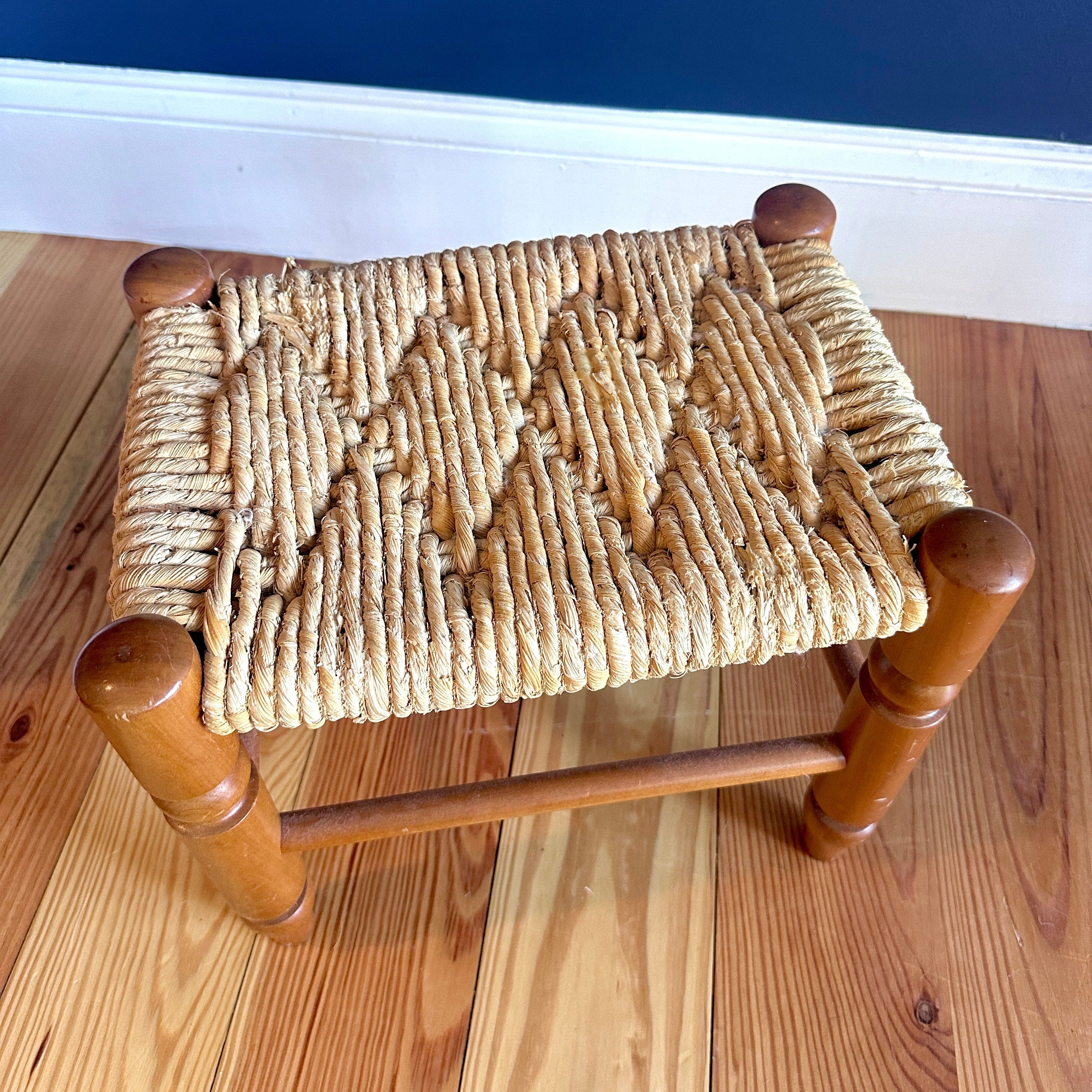 Vintage Thatch Stool/Plant Stand