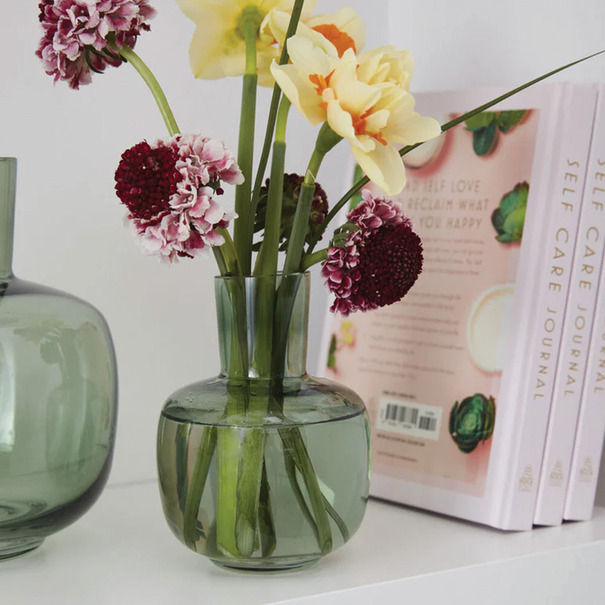 Green Hana Glass Vase Short