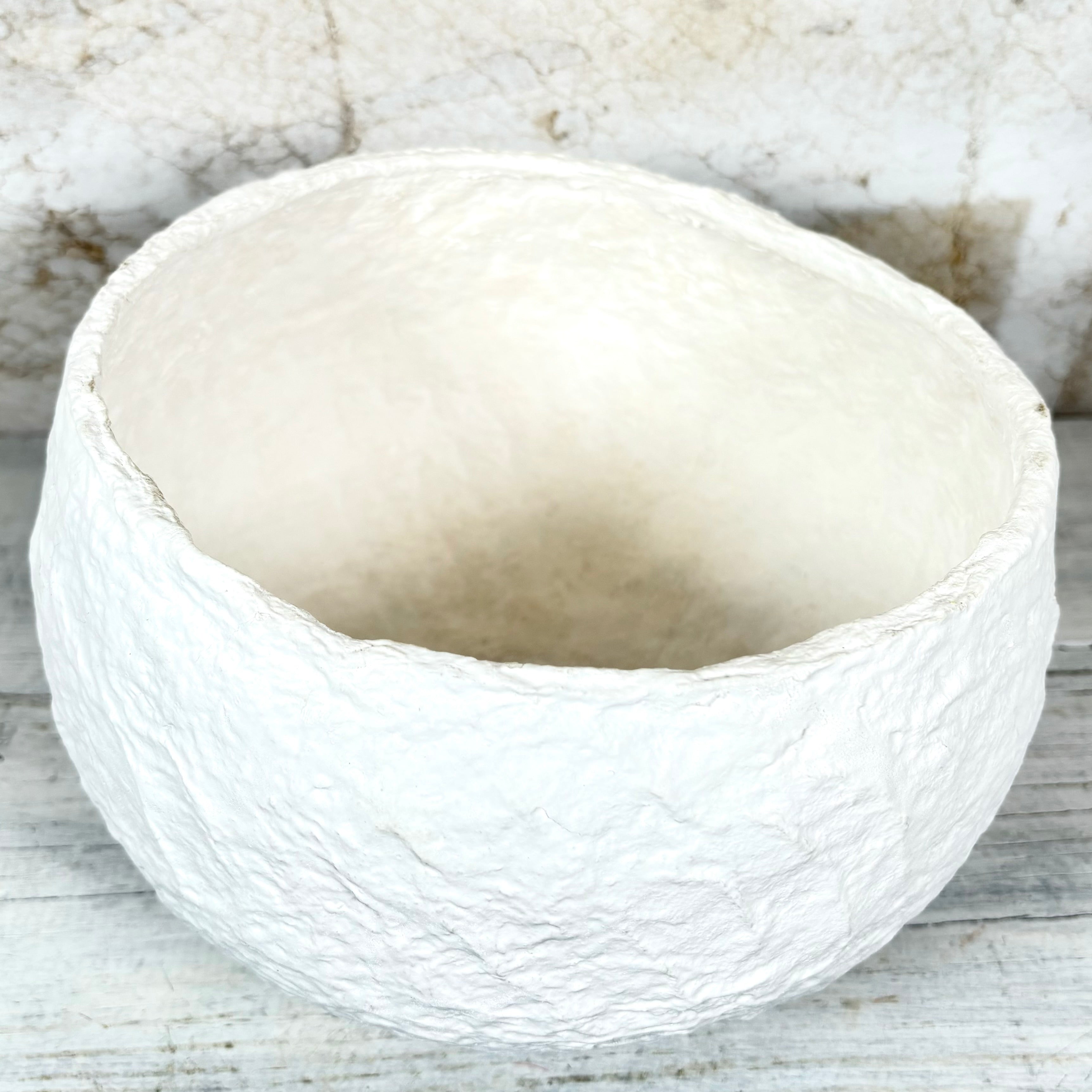 Cotton Mache Ball Pot White