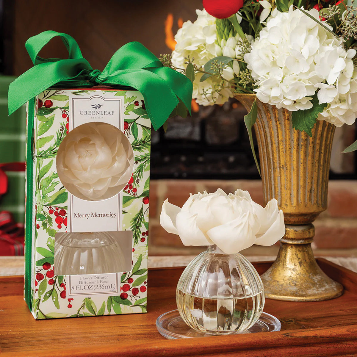 Merry Memories Spiced Pear Flower Diffuser