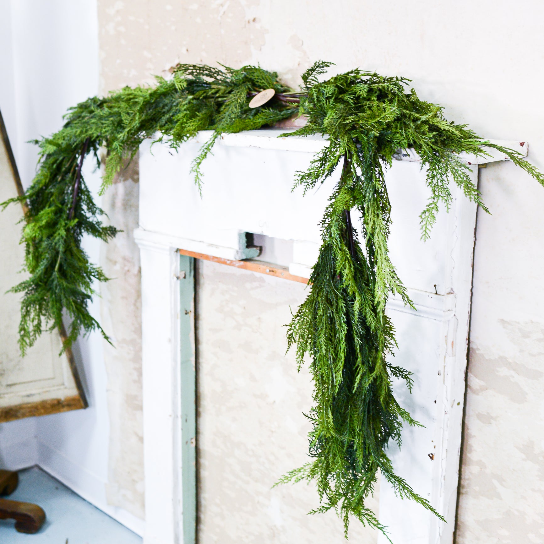 8 ft. Oversized Cedar Swag