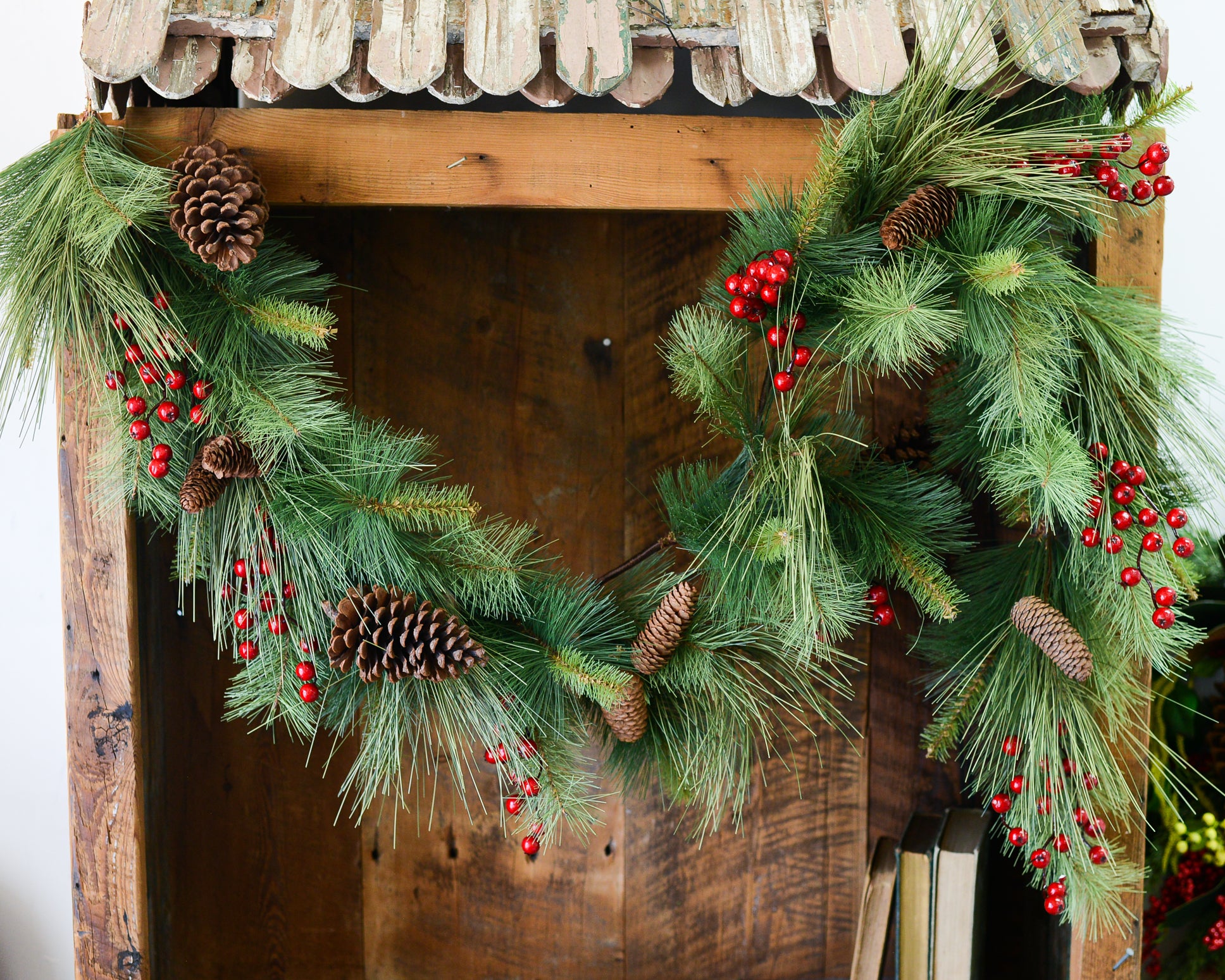 6 ft. Adirondack Pine Garland