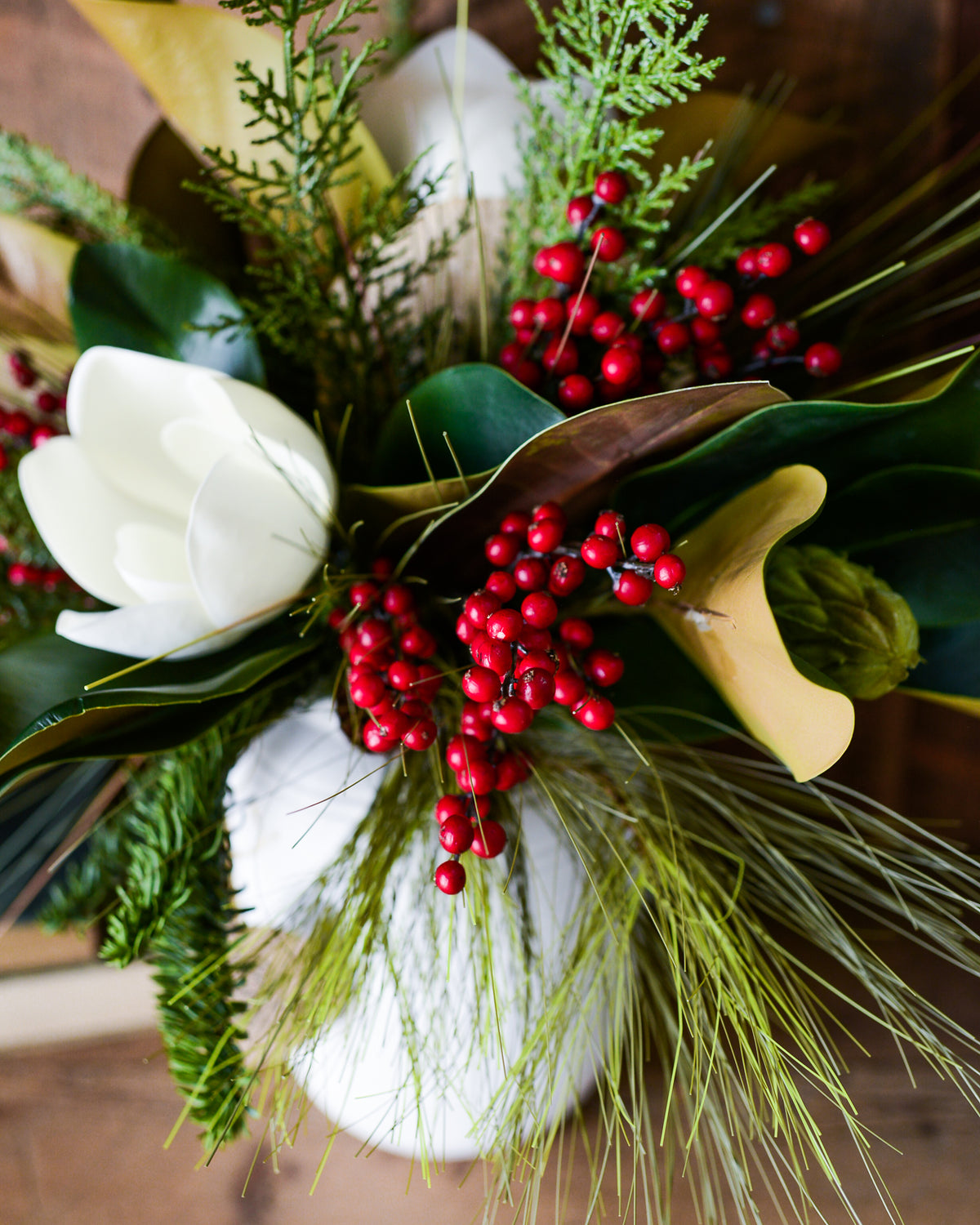 Sea Pines Holiday Grand Bouquet Drop In