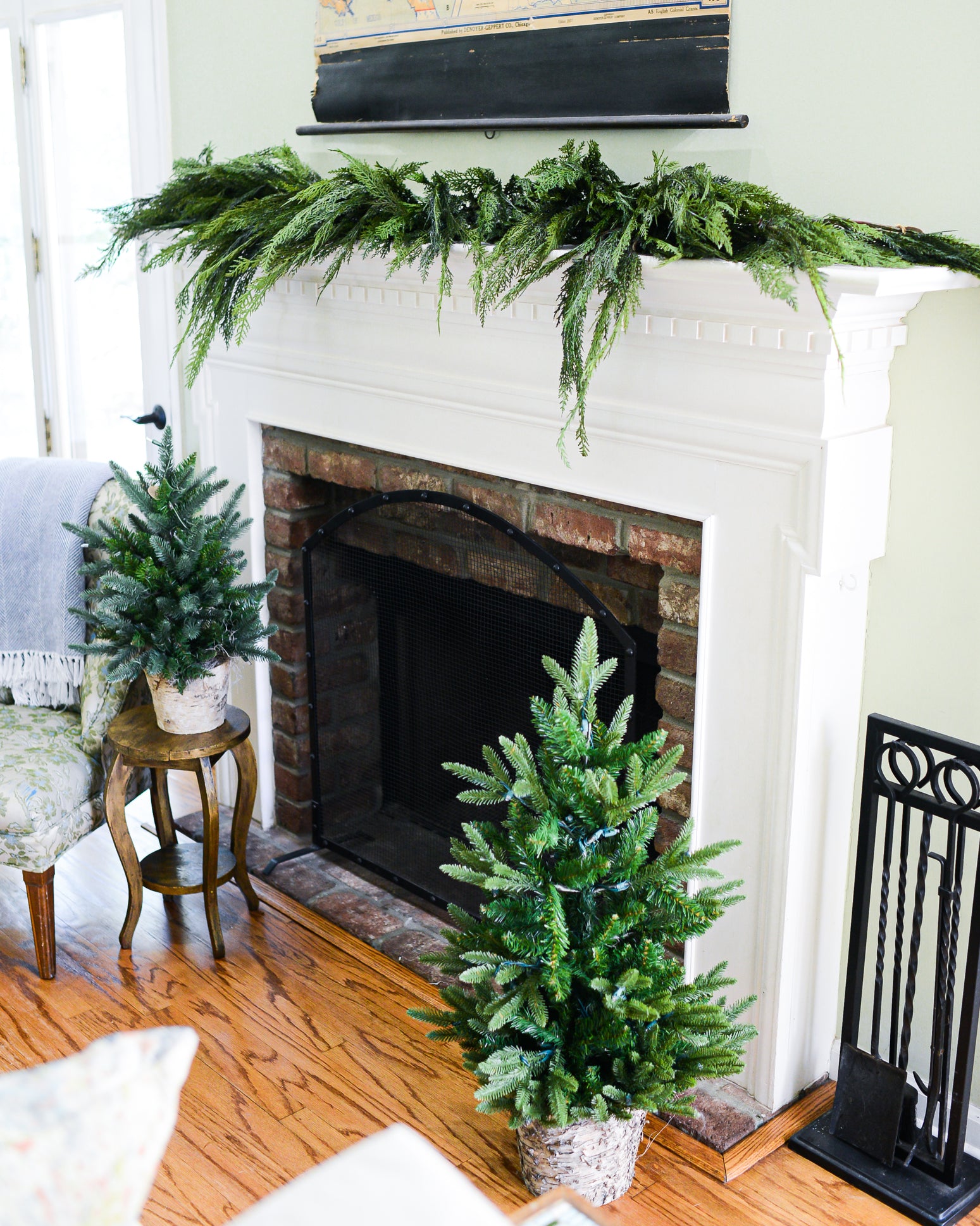 8 ft. Oversized Cedar Swag