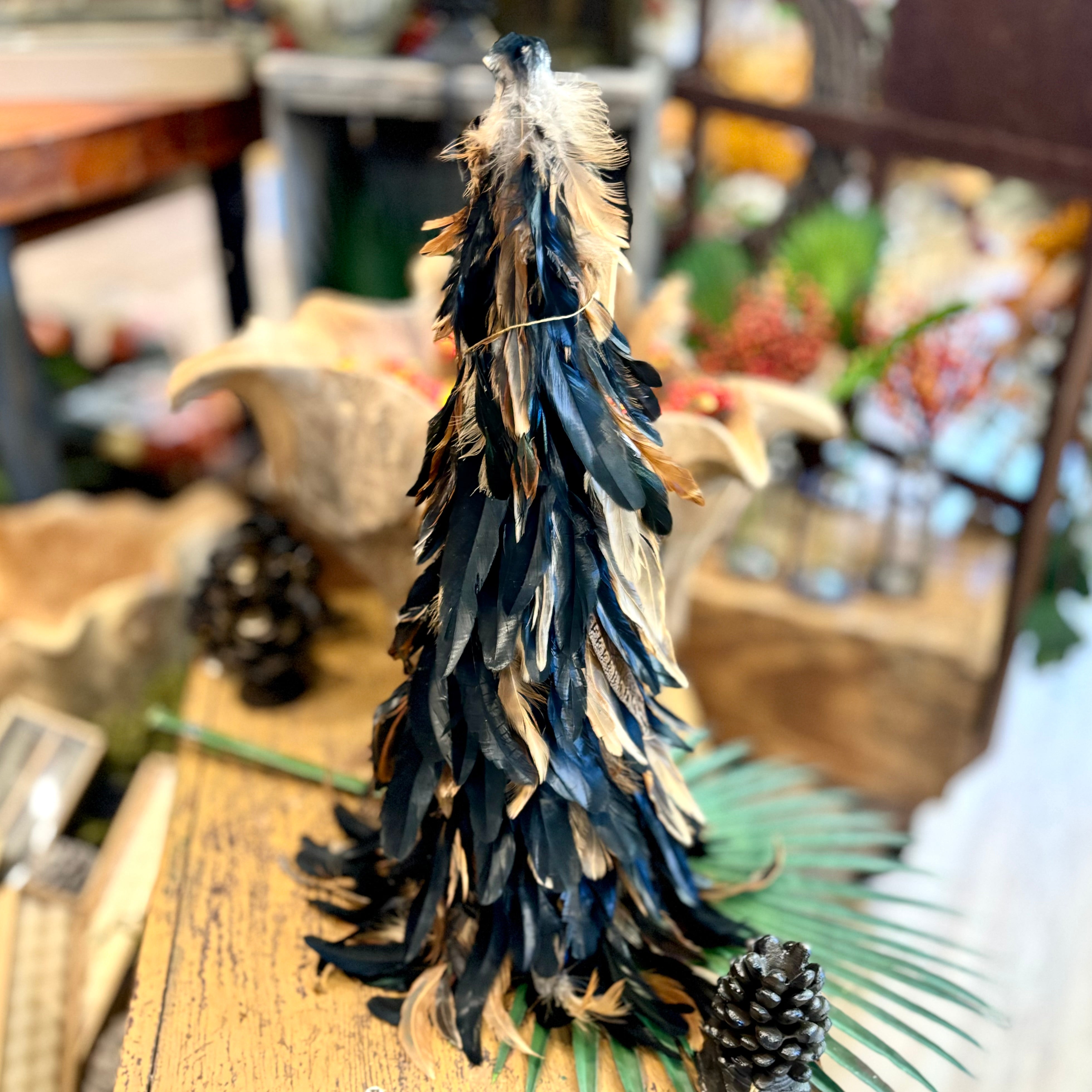 Highlands Feather Tree Short