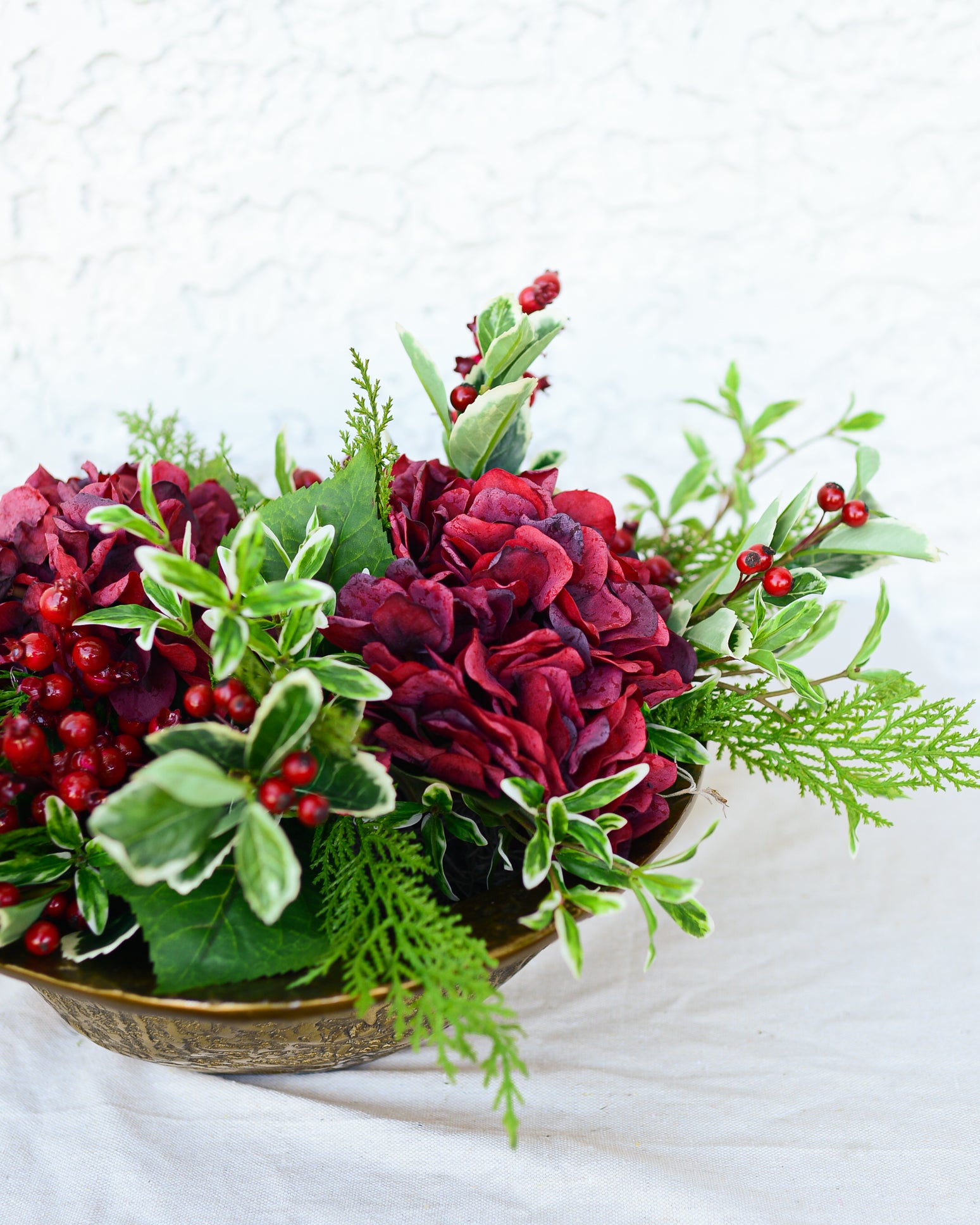 Crimson Christmas Centerpiece Drop In