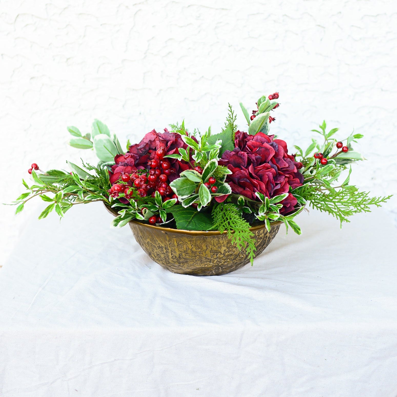 Crimson Christmas Centerpiece Drop In